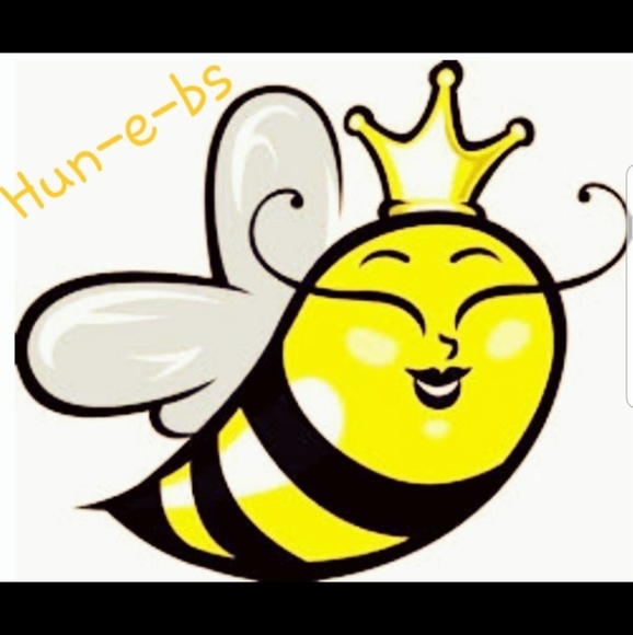 Meet your Posher, Brandi - Picture 1 of 6